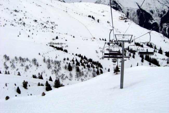 Snow 